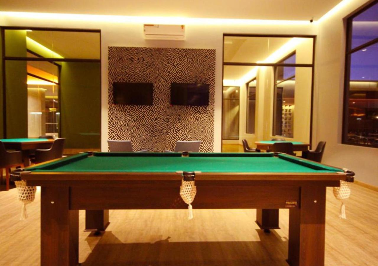 Hot Beach Resort Olimpia Ngoại thất bức ảnh A pool table